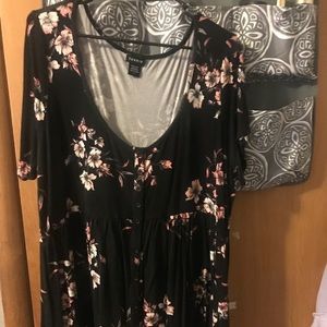 Torrid size 2 Babydoll style top